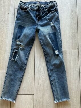 GAP Distressed Skinny Jeans Patched Ripped Denim Size 6/28